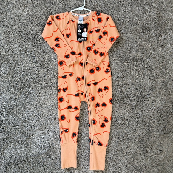 NWT Bonds Zip Wondersuit Size 18-24 Months - Picture 1 of 5